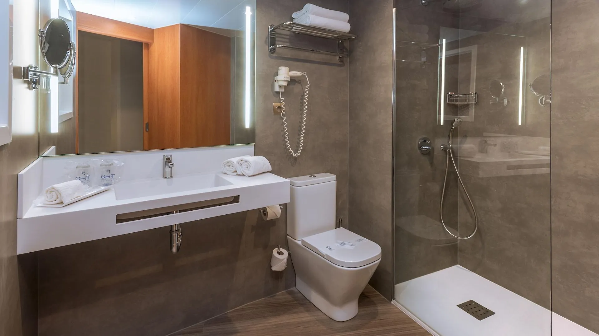 Otel Ght Aquarium & Spa Lloret de Mar